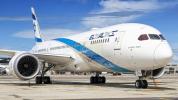 אל על פליגער קיין ניו יארק מאכט עמערזשענסי לאנדונג נאך וואס פילאט האט זיך נישט גוט געשפירט,