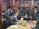 סטעיט סענטאר בילל וועבער אויף א באזוך כ"ק גאב"ד סאטמאר מאנסי שליט"א אין באפורברייטונג צו די וואלן 