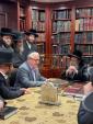 סטעיט סענטאר בילל וועבער אויף א באזוך כ"ק גאב"ד סאטמאר מאנסי שליט"א אין באפורברייטונג צו די וואלן 