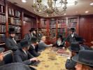 סטעיט סענטאר בילל וועבער אויף א באזוך כ"ק גאב"ד סאטמאר מאנסי שליט"א אין באפורברייטונג צו די וואלן 