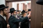 קביעות מזוזה אין די נייע סאטמארע חתונה זאל  עטרת רישא אין מאנטריאל
