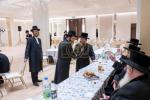 קביעות מזוזה אין די נייע סאטמארע חתונה זאל  עטרת רישא אין מאנטריאל