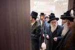 קביעות מזוזה אין די נייע סאטמארע חתונה זאל  עטרת רישא אין מאנטריאל