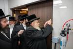 קביעות מזוזה אין די נייע סאטמארע חתונה זאל  עטרת רישא אין מאנטריאל