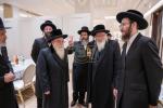 קביעות מזוזה אין די נייע סאטמארע חתונה זאל  עטרת רישא אין מאנטריאל
