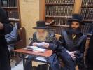 כ"ק אדמו"ר ממאקאווע שליט"א ביים קבר רחל לרגל היומא הילולא 