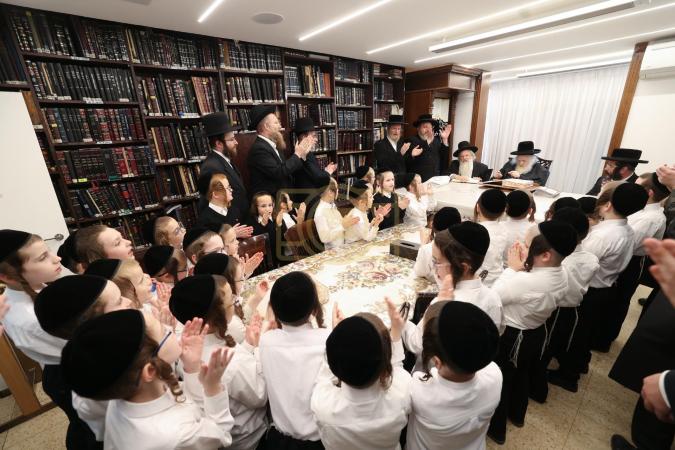 איבערבליק אויף באזוכן די וואך ביי הגאון רבי משה שט