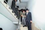 הערליכע מעמד הכנסת ספר תורה פארגעקומען בחצר הקודש נדווארנא באניא  וועלכע איז אריינגעגעבן געווארן דורך הנדיב הרב ליפא דב שטערנהיים הי"ו מארה"ב לזכותו פון  כ"ק האדמו"ר מנדווארנא באניא שליט"א. 