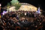 הערליכע מעמד הכנסת ספר תורה פארגעקומען בחצר הקודש נדווארנא באניא  וועלכע איז אריינגעגעבן געווארן דורך הנדיב הרב ליפא דב שטערנהיים הי"ו מארה"ב לזכותו פון  כ"ק האדמו"ר מנדווארנא באניא שליט"א. 