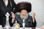 הערליכע מעמד הכנסת ספר תורה פארגעקומען בחצר הקודש נדווארנא באניא  וועלכע איז אריינגעגעבן געווארן דורך הנדיב הרב ליפא דב שטערנהיים הי"ו מארה"ב לזכותו פון  כ"ק האדמו"ר מנדווארנא באניא שליט"א. 