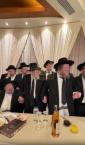 Main image for כ"ק אדמו"ר מוויזשניץ שליט"א באטייליגט זיך ביי א משפחה שבע ברכות אין כפר הרואה