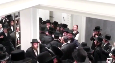 מעמד קבלת פנים פאר הגאון רבי שאול אלתר שליט"א נעכטן נאכט אין בארא פארק 