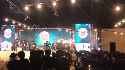 שמחת השבע ברכות פון נכד כ"ק אדמו"ר מצאנז שליט"א 