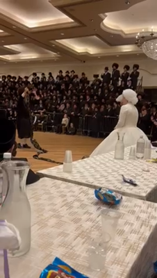 שמחת החתונה בבית קאסוב 