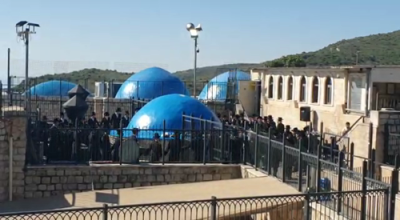 הגה"צ ר"י סאטמאר בני ברק שליט"א באתרא קדישא מירון מיט די תלמודי ישיבה קטנה ד'סאטמאר 