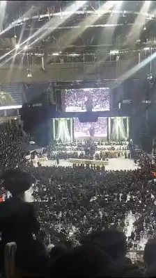 ערשטע בילדער: שמחת החתונה בחצר הקודש בעלזא חלק ב' 