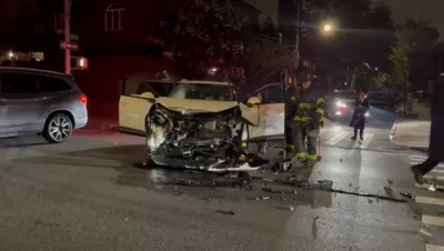 עמערזשענסי אגענטורן ביי א סצענע פון א עקסידענט נעכטן אין בארא פארק 