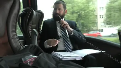 צוריק קיין אייראפע: האלט מיט א נסיעה מיט הר"ר דניאל גאלדשטיין שליט"א..