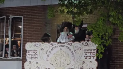 מוצאי שבועות בחצר הקודש סאטמאר..