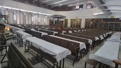 ערב יו"ט שבועות בחצר הק' סאטמאר בני ברק