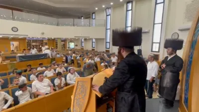 כ"ק האדמו"ר מקאליב שליט"א אויף א שבת חיזוק אין מושב רבבה