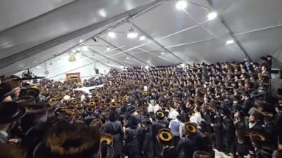 דערהויבענע שבת אין קרית יואל בראשות כ"ק אדמו"ר מתולדות אברהם יצחק שליט"א,