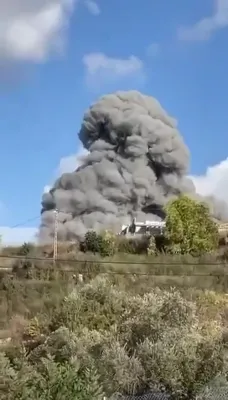 דראמאטישע ווידיאו צייגט די נעכטיגע באמבארדירונגען אין לבנון דורך די מדינת ישראל מיליטער.