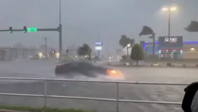 ערשטע בילדער פון די מאסיווע חורבנות אין רעזולטאט פון האריקען מילטאן אין פלארידע