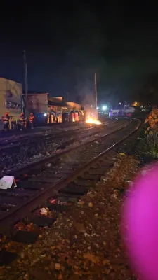 א פייער האט נעכטן אויסגעבראכן ביי די באן שינעס אויף די מורטל גאס אין ספרינג וואלי