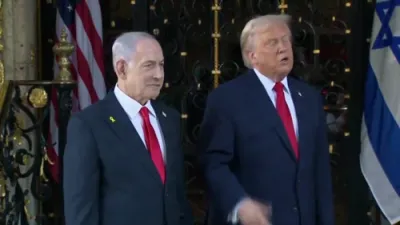 פרעזידענט טראמפ דרינגט פרעמיער מיניסטער נתניהו צו זיך פארבינדן מיט סיריע'ס נייעם פירער פאר סטאביליטעט.