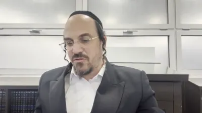 הערליכע מעשה פון הרה"ק רבי צמח צרפתי זי"ע בענטשט א גוי מיט עשירות- דורך הרב אליהו שווארץ, ביים שיעור פון עמוד היומי דרשו - עירובין דף כ"ג