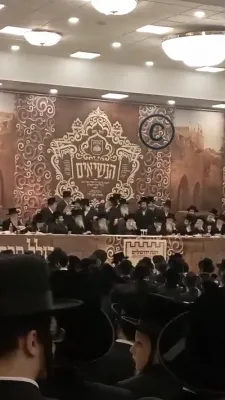 באזוך פון כ"ק אדמו"ר מבאבוב שליט"א אין אנטווערפן - דינער לטובת כולל חיבת ירושלים בראשות הנשואים כ"ק אדמו"רים מפשעווארסק און באבוב שליט"א 