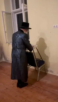 ספירה ציילן - כ"ק אדמו"ר מפארשעי שליט"א יעצט אין קערעסטיר