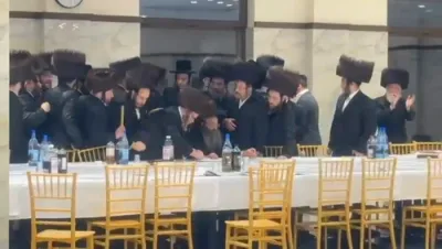 חלק ב' - דערהויבענע נסיעה פון הגה"צ אב"ד סאטמאר מאנסי שליט"א אויף מקומות הקדושים אין אייראפע