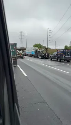טויאינג טראק אויף די 95 interestate exit 8 פלאקערט