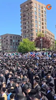 הדלקה דורך הגה"צ רבי שמעלקא בידערמאן שליט"א אין לאנדאן