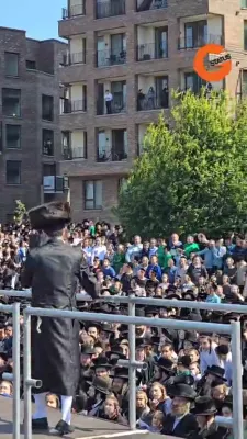 הדלקה דורך הגה"צ רבי שמעלקא בידערמאן שליט"א אין לאנדאן