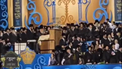 פולע גאלעריע פון בילדער און ווידיאו פונעם גרויסן מעמד הדלקה נעכטן אין קרית יואל 