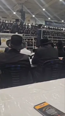 ערשטע ווידיאו פון הדלקה בחצר הקודש צאנז