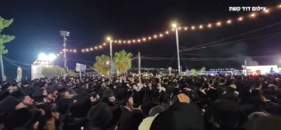 ערשטע בילדער און ווידיאוס פון די גרויסע הדלקה אין באיאן