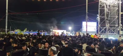 ערשטע בילדער און ווידיאוס פון די גרויסע הדלקה אין באיאן