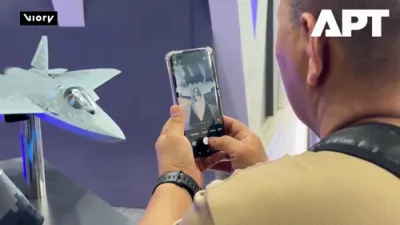 רוסישע עי איי פייטער דזשעט וואס אפערירט אליינס