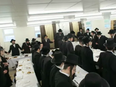 מסע חיזוק דורך הגה"צ אב"ד סאטמאר וויליאמסבורג שליט"א אין קהילת סאטמאר לאנדאן