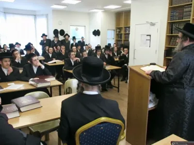 מסע חיזוק דורך הגה"צ אב"ד סאטמאר וויליאמסבורג שליט"א אין קהילת סאטמאר לאנדאן