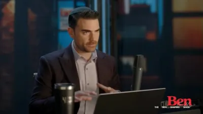 בן שפירא צונעמט די ביג ביוטעפול ביל פון פרעזידענט טראמפ און רעפאבליקאנע געזעץ געבער 