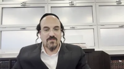 הערליכע מעשה פון הגאון רבי אברהם גניחובסקי זצ"ל דורך הרב אליהו שווארץ, ביים שיעור פון עמוד היומי דרשו - עירובין דף ע"ט