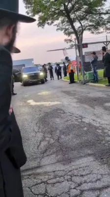 כ"ק אדמו"ר מגור שליט"א אנגעקומען קיין אמעריקא צום היסטארישן מסע הקודש לטובת קרן הצלת עולם התורה