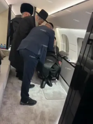 נאך בילדער און ווידיאוס פון כ"ק אדמו"ר מגור שליט"א אין אמעריקא