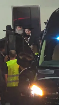 כ"ק אדמו"ר מגור שליט"א ביים שמחת החתונה בשמחת בית סקווירא