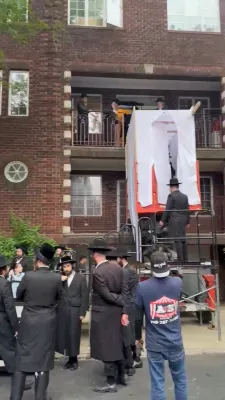 כ"ק אדמו"ר מגור שליט"א באזוכט ביי הנגיד ר' מוטל טענענבוים ני"ו